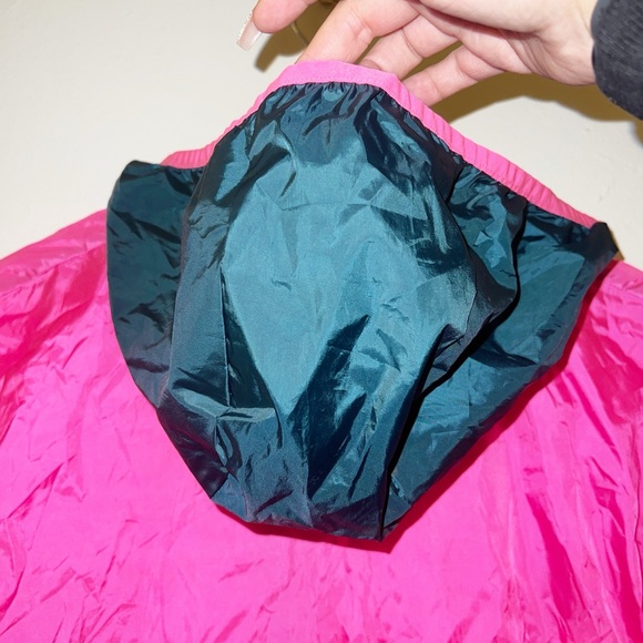 Cotopaxi Teca Half-Zip Windbreaker from repurposed ripstop nylon with DWR finish - Picture 11 of 12